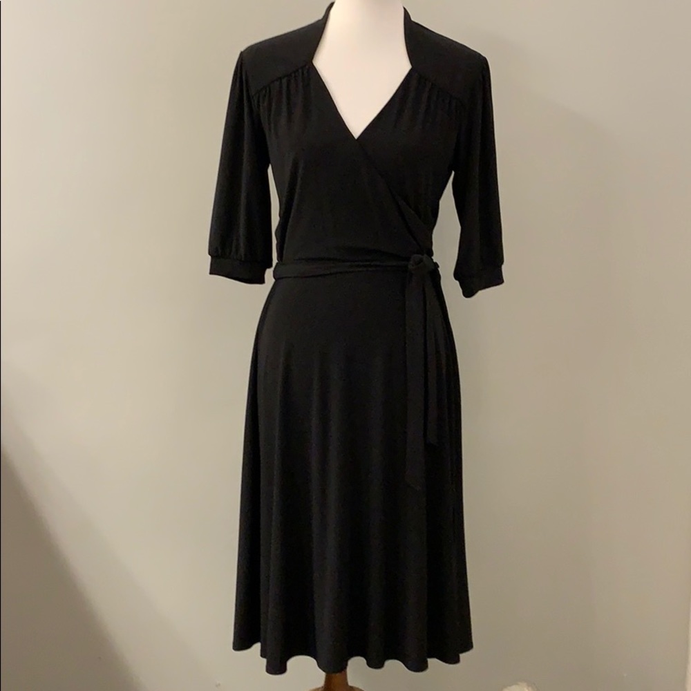 Laundry by Shelli Segal black faux wrap dress | 12